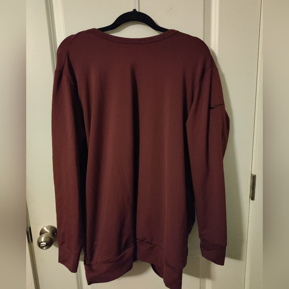 Nike Athletic top